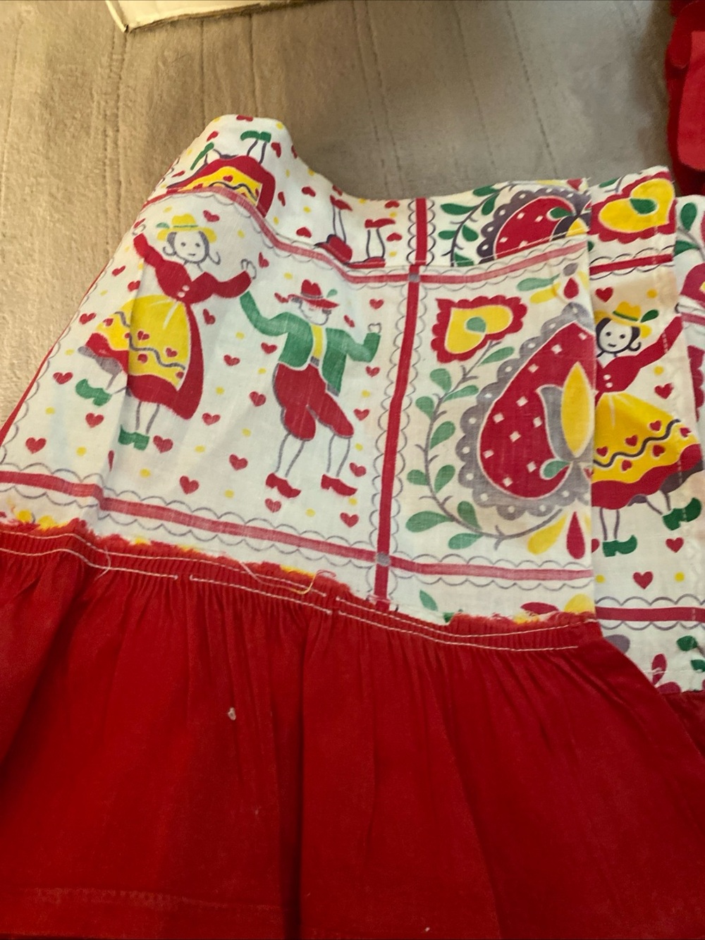 Red and White Vintage Folk Print window valences
